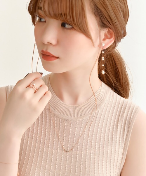 Phoebe(フィービィー)の「フレッシュウォーターパールクラッシーイヤリング/淡水パール(イヤリング・レディース・イエローゴールド/ピンクゴールド・FREE)」の7枚目の写真