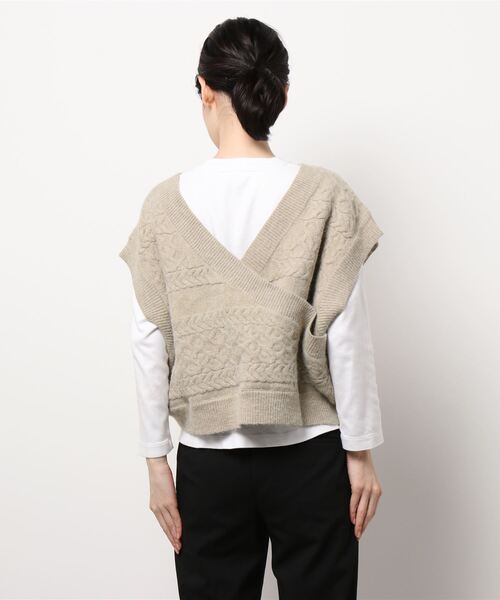 flower（フラワー）の「カシュクールニットベスト（ベスト・レディース・ベージュ/アイボリー・FREE）」の21枚目の写真