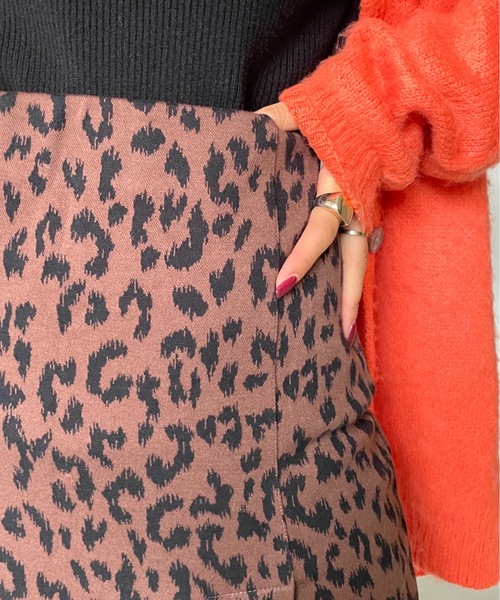 SHAGGIE（シャギー）の「サイドスリットレオパードロングスカート（スカート・レディース・ブラウン/ホワイト・FREE）」の10枚目の写真