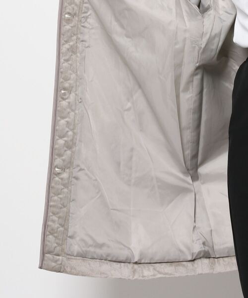 NICOLE white（ニコルホワイト）の「ベロアキルティングコート（その他アウター・レディース・ブラック/ベージュ/グレー・FREE）」の6枚目の写真