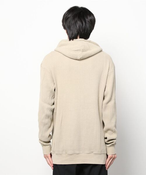Quiksilver(クイックシルバー)の「クイックシルバー QUIKSILVER MELLOW WASH HOODIE(パーカー・メンズ・ベージュ/チャコールグレー/ホワイト・L/M/LL)」の5枚目の写真