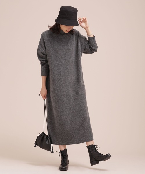 NANO universe（ナノユニバース）の「WEB限定/ハイネックロングニットワンピース 長袖（ワンピース・レディース・アイボリー/キャメル/チャコール・マルチサイズ）」の9枚目の写真