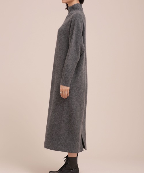 NANO universe（ナノユニバース）の「WEB限定/ハイネックロングニットワンピース 長袖（ワンピース・レディース・アイボリー/キャメル/チャコール・マルチサイズ）」の14枚目の写真