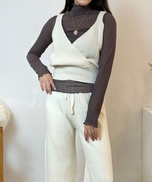 CEMONEMO（セモネモ）の「ラップ キャミ ニットビスチェ（ベスト・レディース・アイボリー/モカ/グレー/ブラック・FREE）」の12枚目の写真