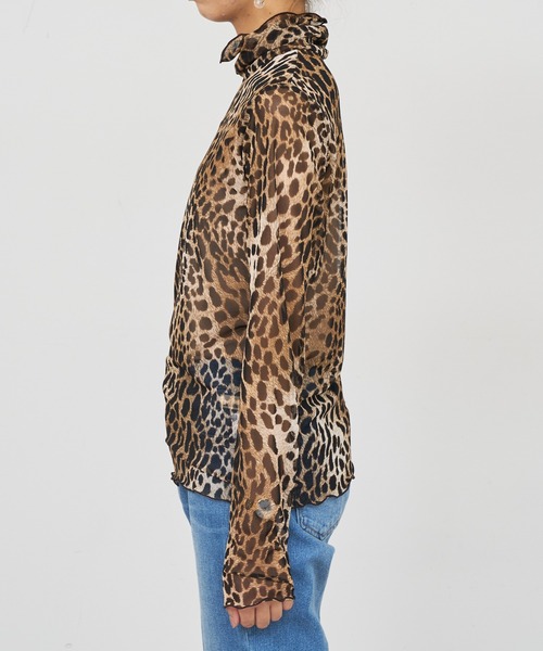 BONbazaar（ボンバザール）の「レオパードプリントハイネック（Tシャツ/カットソー・レディース・ベージュ/グレー・FREE）」の7枚目の写真