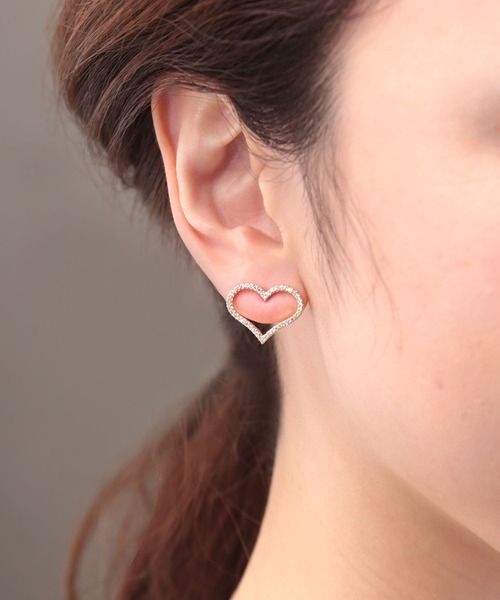 Manon's Selection(マノンズセレクション)の「ストーンハートキャッチピアス(ピアス(両耳用)・レディース・シルバー/ゴールド・ONE SIZE)」の1枚目の写真