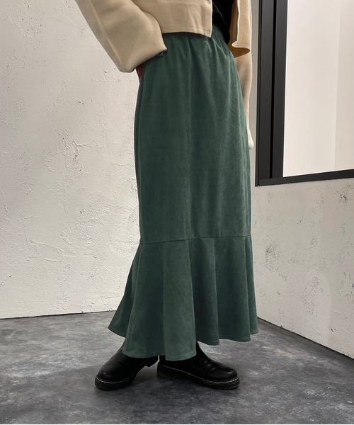 apres jour mignon(アプレジュールミニョン)の「フェイクスエードマーメイドスカート【ZOZOTOWN限定アイテム】(スカート・レディース・オレンジ/ブラック/グリーン・SMALL/X-LARGE/MEDIUM)」の11枚目の写真