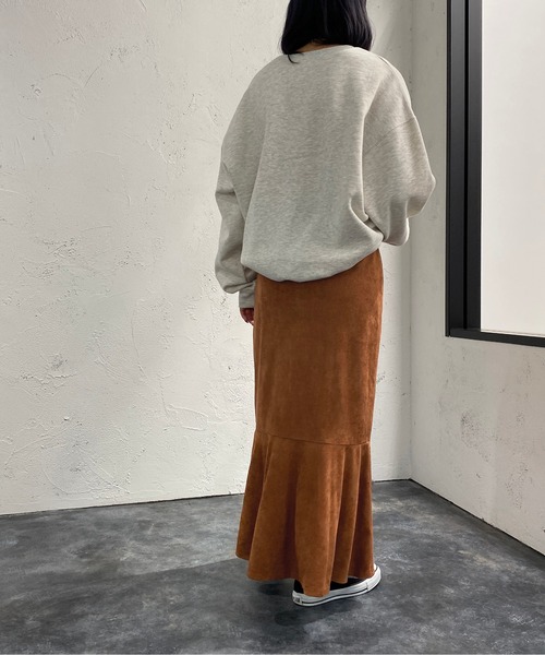 apres jour mignon(アプレジュールミニョン)の「フェイクスエードマーメイドスカート【ZOZOTOWN限定アイテム】(スカート・レディース・オレンジ/ブラック/グリーン・SMALL/X-LARGE/MEDIUM)」の22枚目の写真