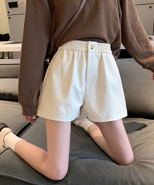 me+em select（ミームセレクト）の「【 4SIZE 】ロールアップ風フェイクレザーショートパンツ（その他パンツ・レディース・ブラウン/アイボリー/グレー/ブラック/ベージュ・X-LARGE/MEDIUM/SMALL/LARGE）」の14枚目の写真