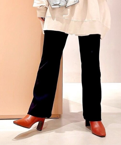 ESPERANZA（エスペランサ）の「◆サイドゴアスクエアプレートヒールミドルショートブーツ（ブーツ・レディース・ブラック/ベージュ/グリーン/ブラウン系・LL/S/M/L）」の2枚目の写真