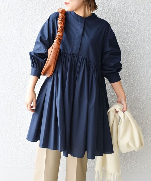 SHIPS(シップス)の「*〈手洗い可能〉ウエストギャザースタンドカラーチュニック◇(シャツ/ブラウス・レディース・ホワイト/サックスブルー/ブルー/ダークブルー・ONE SIZE)」の8枚目の写真