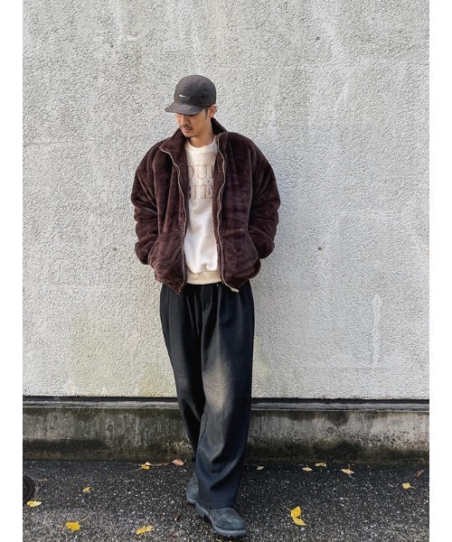 AMAIL（アマイル）の「Genderless jours trainer（スウェット・レディース・ベージュ/グレー・FREE）」の6枚目の写真
