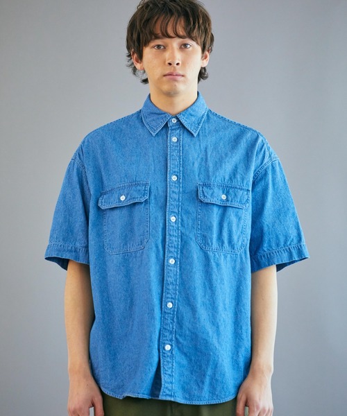 WEGO（ウィゴー）の「WEGO/デニムBIG半袖シャツ（シャツ/ブラウス・メンズ・ライトインディゴブルー・LARGE/MEDIUM/SMALL）」の3枚目の写真