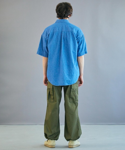 WEGO（ウィゴー）の「WEGO/デニムBIG半袖シャツ（シャツ/ブラウス・メンズ・ライトインディゴブルー・LARGE/MEDIUM/SMALL）」の12枚目の写真