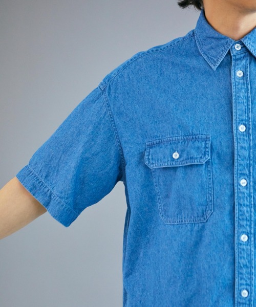 WEGO（ウィゴー）の「WEGO/デニムBIG半袖シャツ（シャツ/ブラウス・メンズ・ライトインディゴブルー・LARGE/MEDIUM/SMALL）」の17枚目の写真