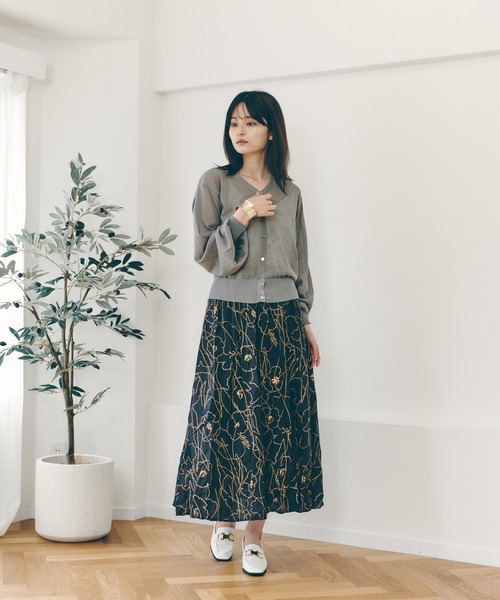 Lamoa(ラモア)の「Lamoa/モノトーン フラワー デザイン フレア スカート(スカート・レディース・ホワイト/ブラック・FREE)」の9枚目の写真