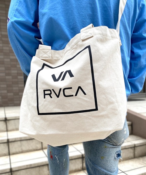 RVCA（ルーカ）の「WEB限定 RVCA ALL THE WAY TOTE（ショルダーバッグ・メンズ・ブラック/ベージュ・FREE）」の12枚目の写真
