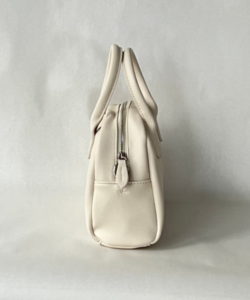 GIMME GIMME（ギミーギミー）の「【GIMME GIMME】2WAY Boston bag gima22s002（ハンドバッグ・レディース・ブラック/ホワイト・FREE）」の13枚目の写真