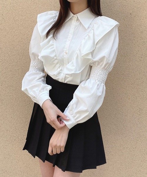 Crea titty&Co. PETIT（クレアティティーアンドコープチ）の「【Crea titty&Co.PETIT】ギャザースリーブブラウス（シャツ/ブラウス・レディース・ホワイト/ブラック・FREE）」の4枚目の写真