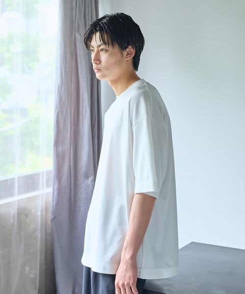 UNITED TOKYO（ユナイテッドトウキョウ）の「テクノラマリラックスフィットクルーネックTシャツ（Tシャツ/カットソー・メンズ・グリーン/ホワイト/ブラック/グレー/ブルー/ネイビー/グレイッシュブルー/パープル/ミント・3/1/2/4）」の20枚目の写真