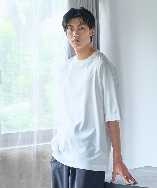 UNITED TOKYO（ユナイテッドトウキョウ）の「テクノラマリラックスフィットクルーネックTシャツ（Tシャツ/カットソー・メンズ・グリーン/ホワイト/ブラック/グレー/ブルー/ネイビー/グレイッシュブルー/パープル/ミント・3/1/2/4）」の19枚目の写真