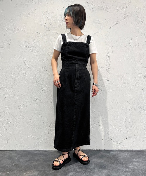 apres jour mignon(アプレジュールミニョン)の「デニムナロースカート【ZOZOTOWN限定アイテム】【SETUP着用可能】(スカート・レディース・ダークブルー/ブラック・MEDIUM/X-LARGE/SMALL)」の7枚目の写真