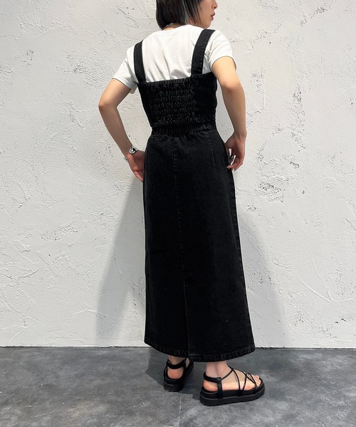 apres jour mignon(アプレジュールミニョン)の「デニムナロースカート【ZOZOTOWN限定アイテム】【SETUP着用可能】(スカート・レディース・ダークブルー/ブラック・MEDIUM/X-LARGE/SMALL)」の8枚目の写真