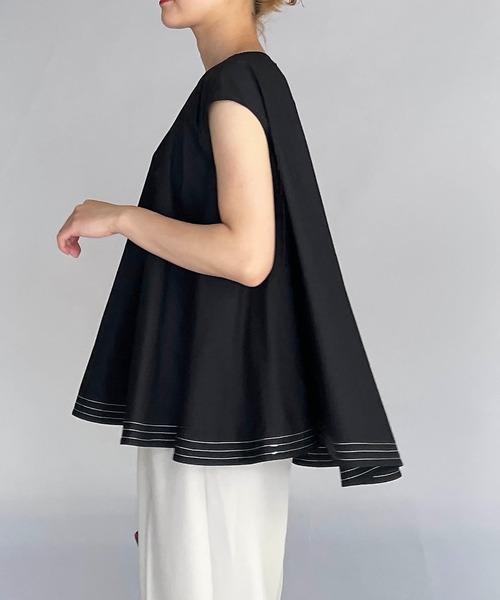 PICCIN（ピッチン）の「ラインステッチフレアブラウス（シャツ/ブラウス・レディース・ブラック/オフホワイト/サックスブルー・M）」の8枚目の写真