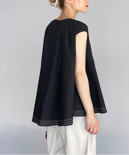 PICCIN（ピッチン）の「ラインステッチフレアブラウス（シャツ/ブラウス・レディース・ブラック/オフホワイト/サックスブルー・M）」の9枚目の写真