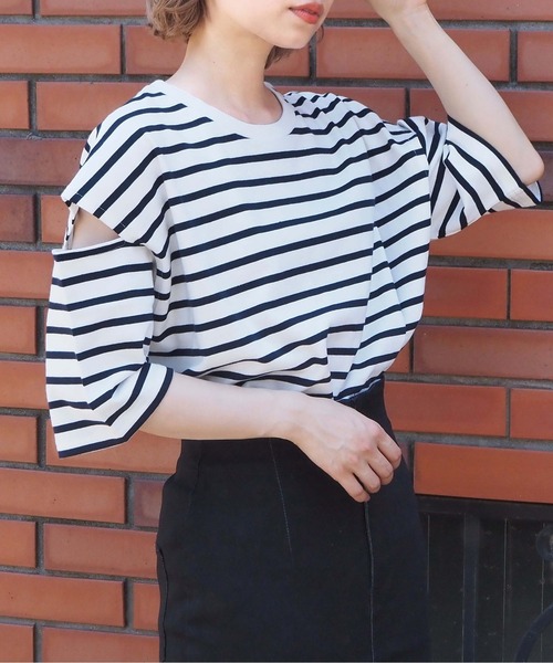 tiptop(ティップトップ)の「袖スリットボーダーBIGプルオーバー(Tシャツ/カットソー・レディース・ネイビー/ブルー/グリーン・FREE)」の10枚目の写真