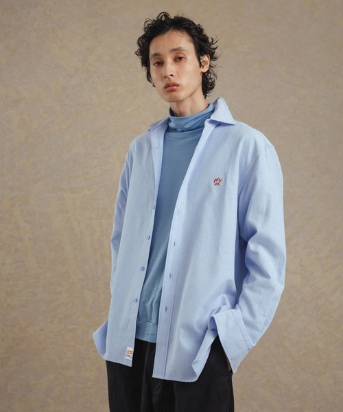 ADAM ET ROPE'（アダムエロペ）の「【WEB限定】LOGAN/ローガン 別注 ワンポイント刺繍 ビッグシルエット オックスフォードシャツ（シャツ/ブラウス・メンズ・ブラック/ネイビー/ブルー/ピンク/ホワイト・L/M）」の7枚目の写真