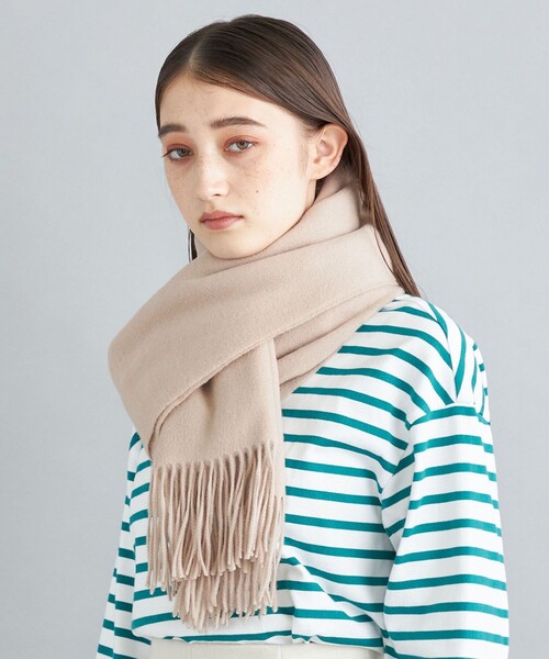 SHIPS（シップス）の「〈手洗い可能〉ソリッド ウールカシミヤ ストール◆（ストール/ショール・レディース・オフホワイト/グレー/ダークグレー/ベージュ/グリーン/ブルー/ライトブルー/ライトイエロー・ONE SIZE）」の5枚目の写真