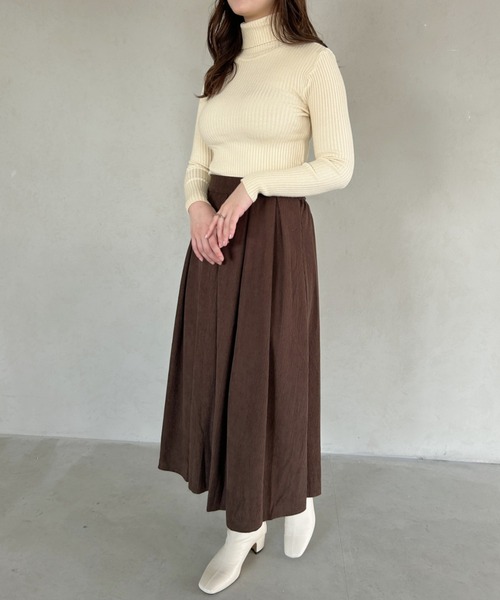 CLEA（クレア）の「タートルカラーリブニットトップス（ニット/セーター・レディース・ベージュ/ブラウン/ホワイト/ブルー/ブラック・FREE）」の20枚目の写真