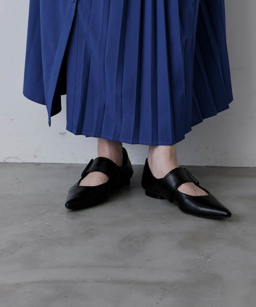 manana suerte（マニャーナスエルテ）の「ポインテッドトゥストラップシューズ（パンプス・レディース・ブラック・L/M）」の19枚目の写真