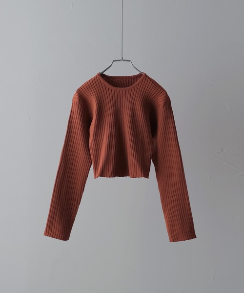 etoll.(エトル)の「バックスリットクロップドリブニット(ニット/セーター・レディース・ブラック/パープル/オレンジ/アイボリー・M)」の8枚目の写真