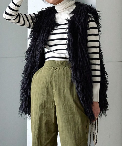 KOBE LETTUCE（コウベレタス）の「フェイクファーロングジレ（ベスト・レディース・ブラック/ベージュ/ホワイト系/ホワイト系1/ブラック系/ベージュ系・FREE）」の4枚目の写真