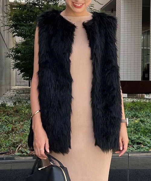 KOBE LETTUCE（コウベレタス）の「フェイクファーロングジレ（ベスト・レディース・ブラック/ベージュ/ホワイト系/ホワイト系1/ブラック系/ベージュ系・FREE）」の7枚目の写真