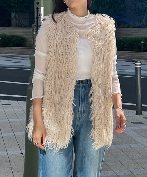 KOBE LETTUCE（コウベレタス）の「フェイクファーロングジレ（ベスト・レディース・ブラック/ベージュ/ホワイト系/ホワイト系1/ブラック系/ベージュ系・FREE）」の19枚目の写真