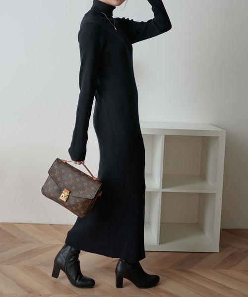 WEGO（ウィゴー）の「WEGO/【WEB限定】ディープスリットタイトリブニットワンピース（ワンピース・レディース・アイボリー/ブラック・FREE）」の15枚目の写真