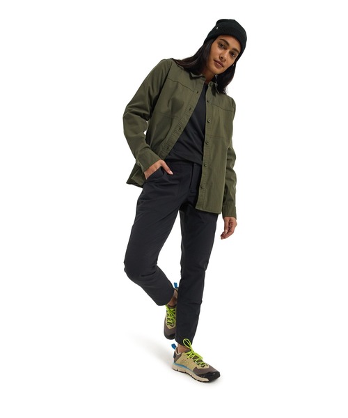 BURTON(バートン)の「オーガニックコットン ストレッチ 長袖 シャツ(シャツ/ブラウス・レディース・カーキ・M/S)」の4枚目の写真