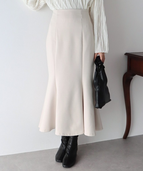 BLUEEAST（ブルーイースト）の「ハイウエストマーメイドスカート（スカート・レディース・チャコールグレー/ブラック/グリーン/アイボリー・MEDIUM）」の6枚目の写真