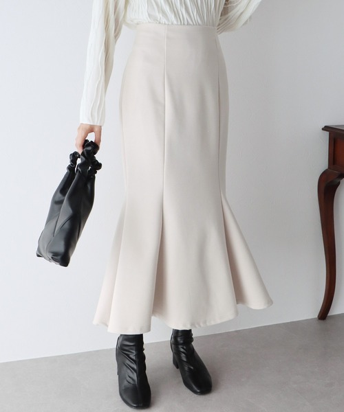 BLUEEAST（ブルーイースト）の「ハイウエストマーメイドスカート（スカート・レディース・チャコールグレー/ブラック/グリーン/アイボリー・MEDIUM）」の7枚目の写真