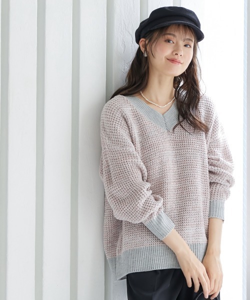 miclat(ミクラ)の「大きいサイズ Vネックニット miclat(ニット/セーター・レディース・カーキ系/ブラック系/ピンク系/ネイビー系・4L/3L/5L/LL/L)」の9枚目の写真