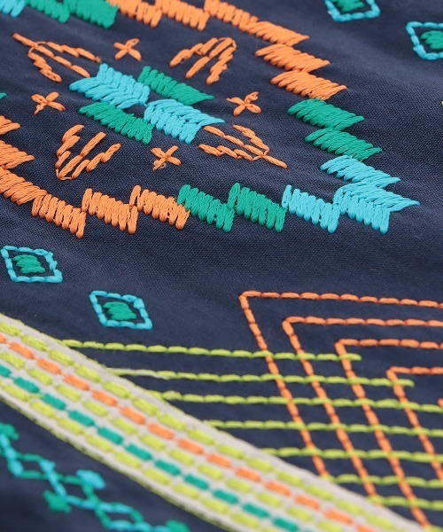 チチカカ(チチカカ)の「リメイク刺繍ワンピース(ワンピース・レディース・ブラック/ホワイト・FREE)」の17枚目の写真
