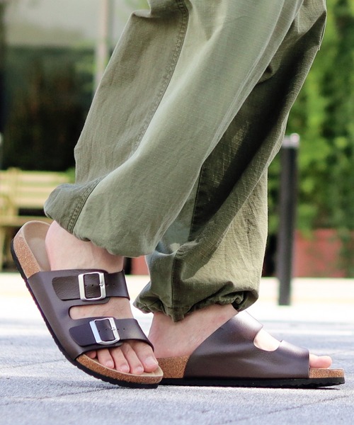 AAA+（サンエープラス）の「軽量 ダブルベルトサンダル スライドサンダル（サンダル・メンズ・ブラック/ホワイト系/ブラック系/ダークブラウン系/ダークブラウン/ホワイト・M/L/LL）」の6枚目の写真