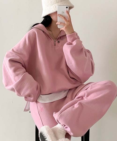 BEIDELLI（ベイデリー）の「[BELLIDE MADE] ルーズフィットセーラーカラーハーフジップアップ起毛スウェット（スウェット・レディース・ピンク/イエロー/スカイブルー・FREE）」の17枚目の写真