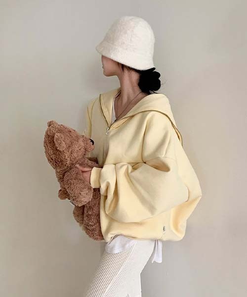 BEIDELLI（ベイデリー）の「[BELLIDE MADE] ルーズフィットセーラーカラーハーフジップアップ起毛スウェット（スウェット・レディース・ピンク/イエロー/スカイブルー・FREE）」の4枚目の写真