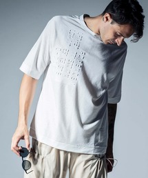 C DIEM(カルペディエム)エンボスロゴスラブ半袖Tシャツ