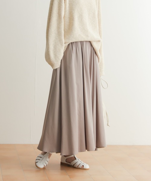 URBAN RESEARCH DOORS(アーバンリサーチドアーズ)の「テンセルレーヨンギャザースカート(スカート・レディース・ホワイト/グレー・SMALL/MEDIUM)」の20枚目の写真