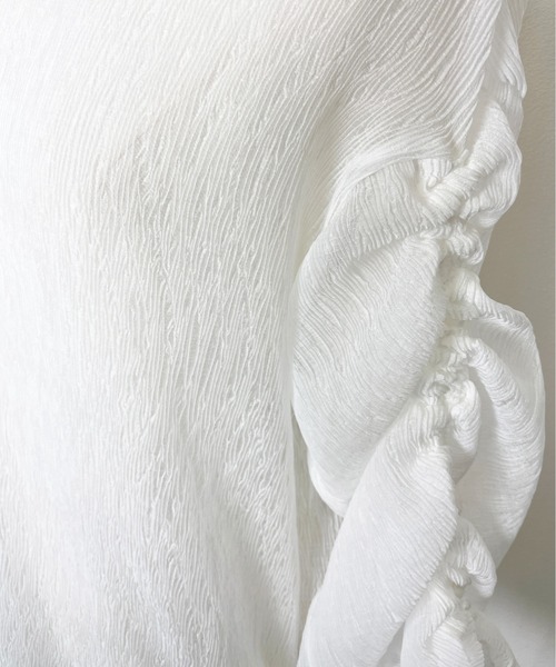 Meli rich（メリーリッチ）の「シアー袖ドロストブラウス（シャツ/ブラウス・レディース・パープル/オフホワイト/ブラック/グリーン・FREE）」の8枚目の写真